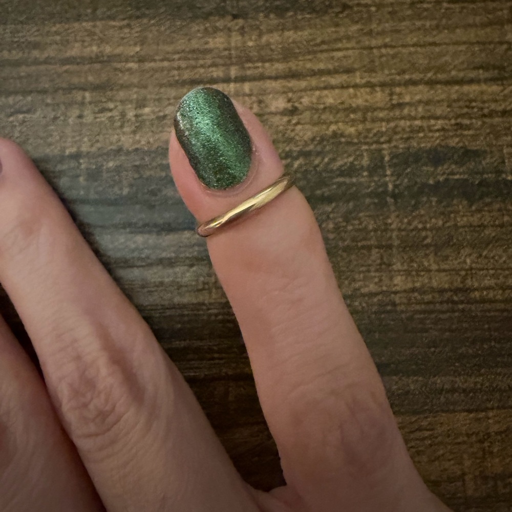 Vintage 14kt solid yellow gold baby ring